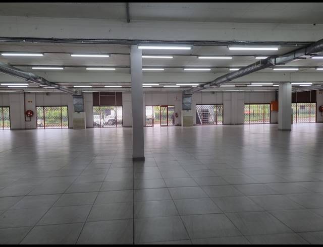 257M² RETAIL TO LET IN RIVERSIDE PARK
